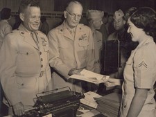USMC Chesty Puller Marine Division Reunion Philadelphia PA 1951 - Original Photo picture