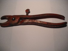 Decker Hill Ringer Pliers Red Hog Nose Ring Metal USA Vintage Hand Tool 6.5