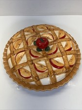 Vintage Multicolor 3D Lattice Apple Embossed Ceramic Covered Pie Plate Dish picture