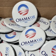 1 Collectible PIN - Obama Official Presidential Button - Original campaign picture