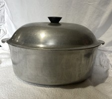 Household Institute aluminum baking roasting covered pot vintage 13 Inch picture