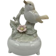 White Robin Bird Flowers Music Box “Memories” Japan Porcelain Vintage WORKS picture
