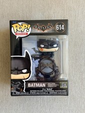 Funko POP Heros: DC Universe - Premium Light Up Batman Vinyl Figure #614 picture
