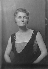 Photo:McCall Mrs Portrait Photograph 1921 Studio Portrait picture