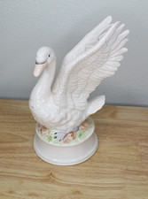 Ron Gordon Designs Swan Musical Figurine – Plays “Somewhere Over the Rainbow” picture