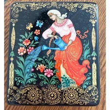 Holui Russian Lacquer Box Signed Shubina Hand‑Painted Miniature COA The Gardener picture