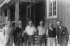 British athletes in the European Athletic Championships arrive OLD PHOTO picture