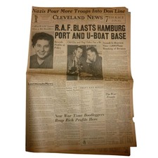 1942 Cleveland News Newspaper WWII RAF Hamburg Dizzy Dean Bob Feller Higbee picture