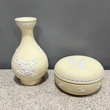 Vtg Wedgwood Rare Primrose Yellow Prunus Jasperware Vase 5” & Round Trinket Box picture