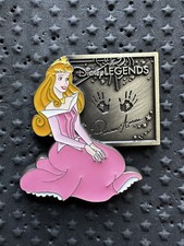 DEC TWDC Disney Legends Character Plaques Mystery Pin Princess Series 1 Aurora picture