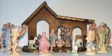 Vintage Ceramic Large 17 Pc Nativity Set & Stable. Pre-owned picture