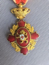 World War I Belgium Order Of The Red Cross Enamel & Gilt MedalWorld War I... picture