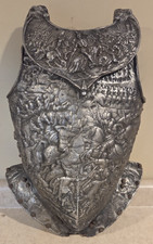 ANTIQUE RENAISSANCE DECORATED VICTORIAN MEDIEVAL REPLICA ARMOR BREASTPLATE NECK picture