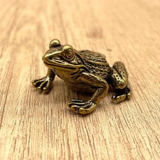 Brass Frog Figurine Realistic Mini Animal Statue Terrarium Aquarium Desk Decor picture