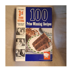 Pillsbury 100 Prize Winning Recipes & Baking Advertising 1952 First Edition  picture