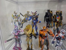 BANDAI Kamen Rider Gatcha-Share Set Toy Figures Collection picture