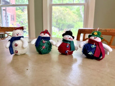 VNTG Set of 4 GANZ Snowman Christmas Ornaments Hanging Plush Snow Buddies picture