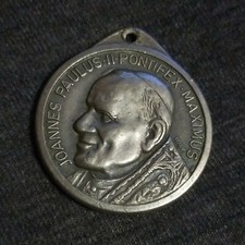 Vtg Pope John Paul II St. Peters Basilica 33mm 2