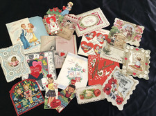 LOT OF 20 ANTIQUE AND VINTAGE VALENTINE CARDS picture