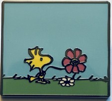 Whatever Makes You Happy x Peanuts Blind Box Comic Strip Pin - Carrying Flower picture