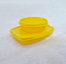 Tupperware Side By Side Lunch Set With Small wonder snack bowl- pink- new picture