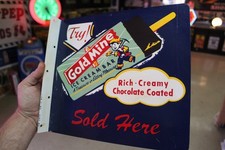 RARE 1963 GOLD MINE  ICE CREAM PAINTED METAL 2-SIDED FLANGE SIGN MILK DIARY COW picture