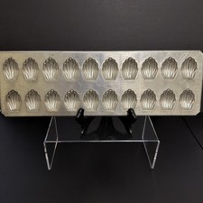 Vintage French Madeleine Pan Mold 20 Shells Made in France Metal Baking Tray picture