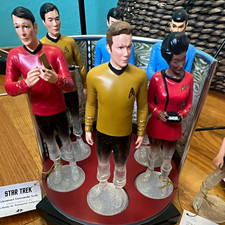 The Bradford Exchange Star Trek To Boldly Go Transporter 8 Figures With Stand picture