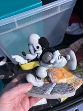 RARE WDCC Disney Statue Rah Rah Mickey Mouse Football 412520 NICE picture