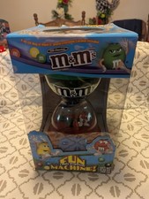M&M’s Fun Machine Candy Dispenser – New in Box – Includes Chocolate Candies – Cl picture