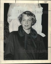 1949 Press Photo Mrs. Harry McCall Jr. - nox35105 picture
