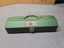 Vintage S-K Wayne Tools Metal Green Tombstone Toolbox Made In USA 16”x6