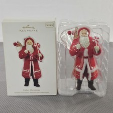 2011 Hallmark Keepsake Father  Christmas Ornament 8th In the Series EUC READ⬇ picture