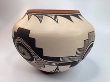 7” Native American Indian Acoma Pottery Vase Signed J.M. (G4) picture