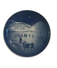 Bing & Grondahl Copenhagen Porcelain Jule After 1972 Christmas in Greenland 7” picture
