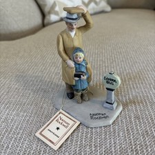 Vintage 1985 Norman Rockwell Bus Stop Porcelain Figurine Arnart Imports Ltd Ed. picture