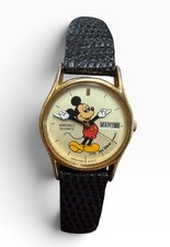 Vintage 1990s Y2K Seiko Mickey Mouse Pointing Hands Date Watch New Battery picture