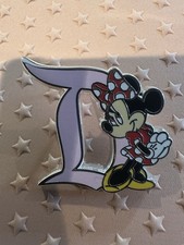 Fantasy Disneyland 2020 Hidden Mickey Minnie Mouse D Chaser Pin Placeholder Pin picture