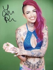 Leigh Raven signed model 8x10 Photo -PROOF- -CERTIFICATE- (A0051) picture