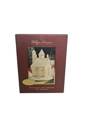 Vtg Lenox Mistletoe Park Toy Shoppe from Village Treasures Collection  picture