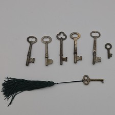 Vtg Antique Skeleton Keys Lot of 7 Iron Steel Ornate Bow Barrel Bit Keys picture