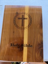 Vintage THE HOLY BIBLE in a Wood Box United Steel Workers Union Made King James picture