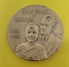 Vintage 1956 Boys' Clubs of America Golden Anniversary Medallion (Bronze?) RARE  picture