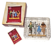 Hallmark Wizard of Oz Off To See The Wizard Yellow Brick Road Ornament MIB 2005 picture