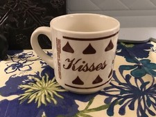 KISSES  KISSES  KISSES C1988 HERSHEY’S KISSES COFFEE CUP MUG Valentines ❤️ Gift picture