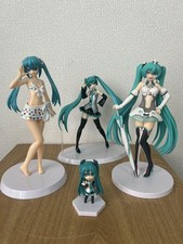 Hatsune Miku VOCALOID Figure Set of 4 Collectible Authentic Anime Japan picture