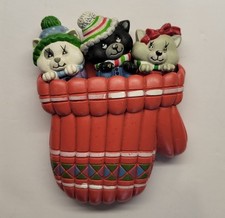 Giftco Vintage 80s 3 Little Kittens Mitten Refrigerator Magnets Anthropomorphic picture