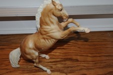 Vintage Classic Breyer Horse Fighting Palomino Rearing Stallion U.S.A. Model Bre picture
