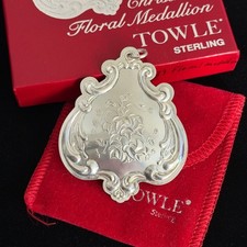Vintage Towle 1989 Ivy Floral Medallion Sterling Ornament Christmas Keepsake 925 picture