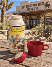 Roy Rogers & Dale Evans Double R Bar Ranch Thermos - Yellow Version - Nice picture